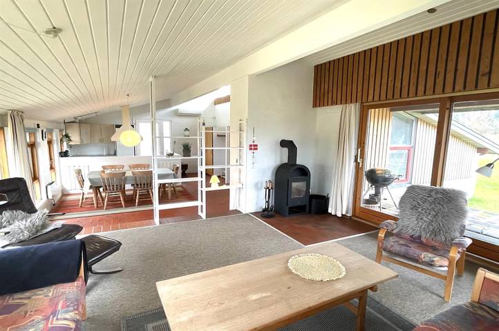 Pet friendly home in Hirtshals with sauna in Hirtshals region, Tannisbucht