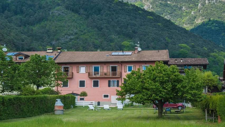 Ferienwohnung für 5 Personen, mit Garten - 1