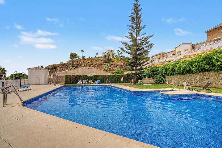 Ferienwohnung für 4 Personen, mit Garten und Kinderpool in Torrox - 2