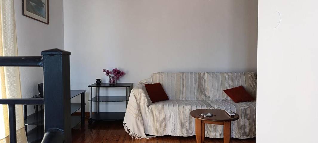 Location de vacances pour 4 personnes, avec balcon et vue, adapté aux familles dans Liapádes - 4