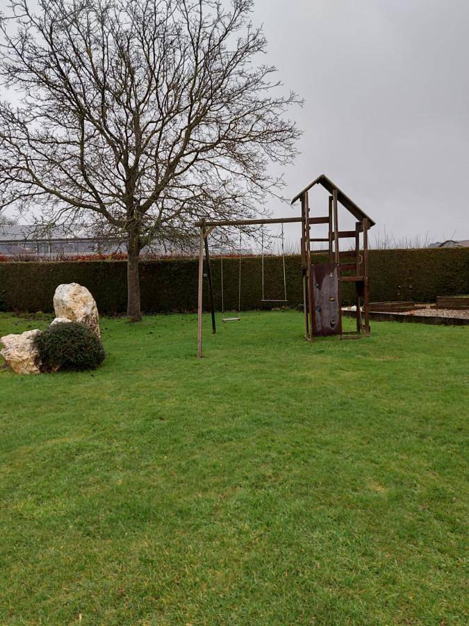 Location de vacances pour 4 personnes, avec jardin et vue dans Champlon - 2