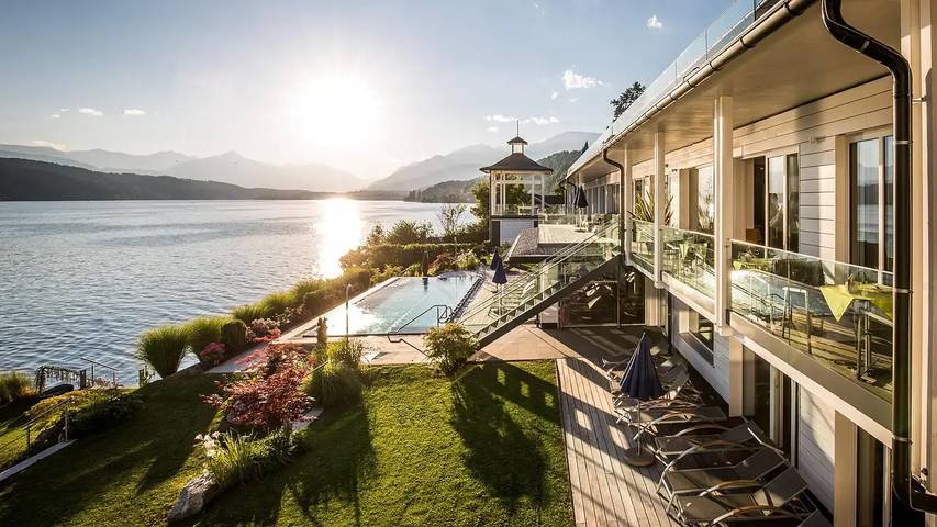 Hütte für 3 Personen, mit Pool und Sauna sowie Garten am Millstätter See