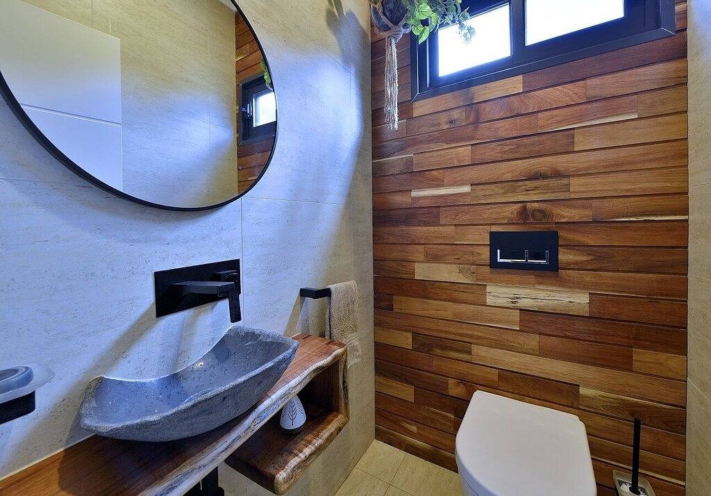 Stunning home on 5 acres with Infinity Pool & Fireplace in Mandurah, Western Australia