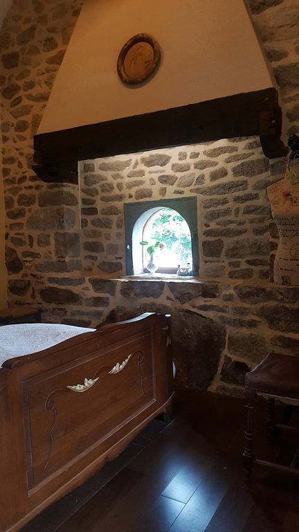 Gîte pour 2 personnes, avec vue sur le lac et jardin à Roz-sur-Couesnon - 4