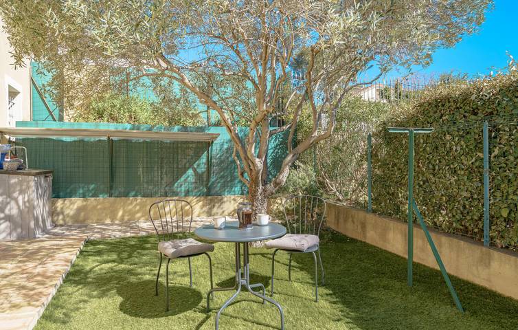 Location de vacances pour 6 personnes, avec terrasse à Sanary-sur-Mer - 4