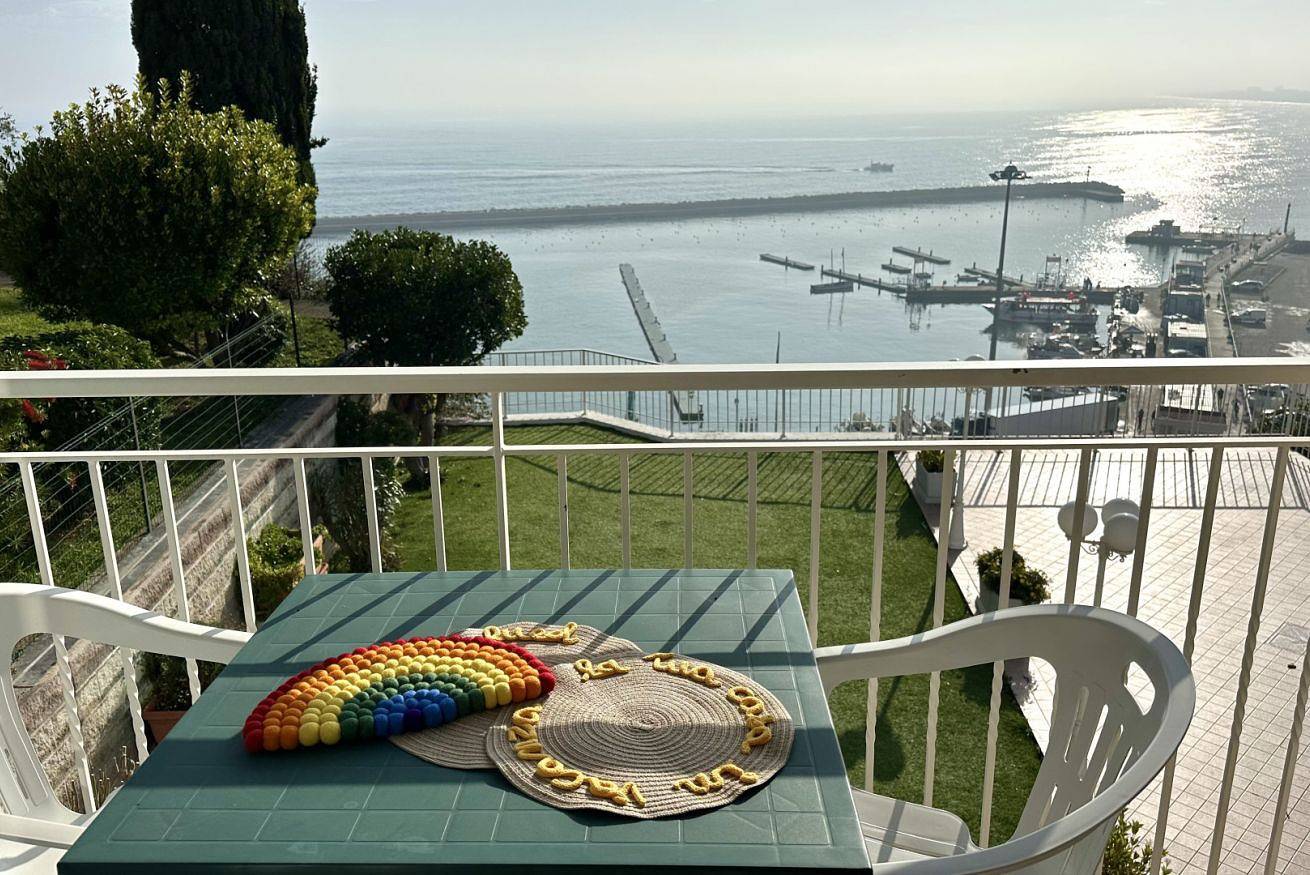 Ganze Wohnung, N019 - Numana, prestigious four-room apartment with sea view in Numana, Riviera del Conero