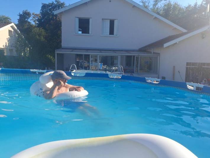Maison de campagne pour 6 personnes, avec Jacuzzi et Terrasse ainsi que Jardin et Piscine à Pusignan
