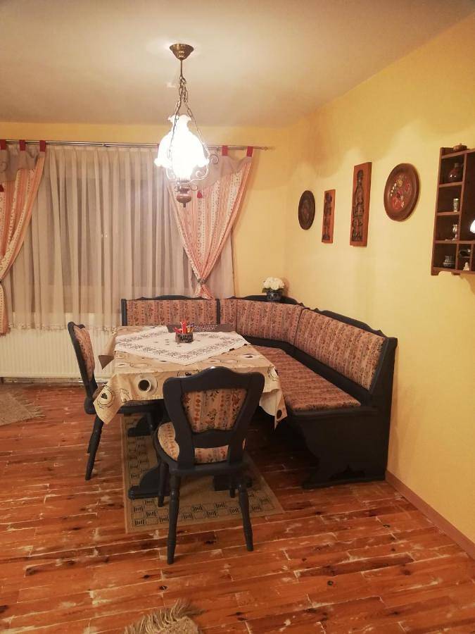 Ferienwohnung für 4 Personen, mit Terrasse und Garten in Feuchtwangen - 3