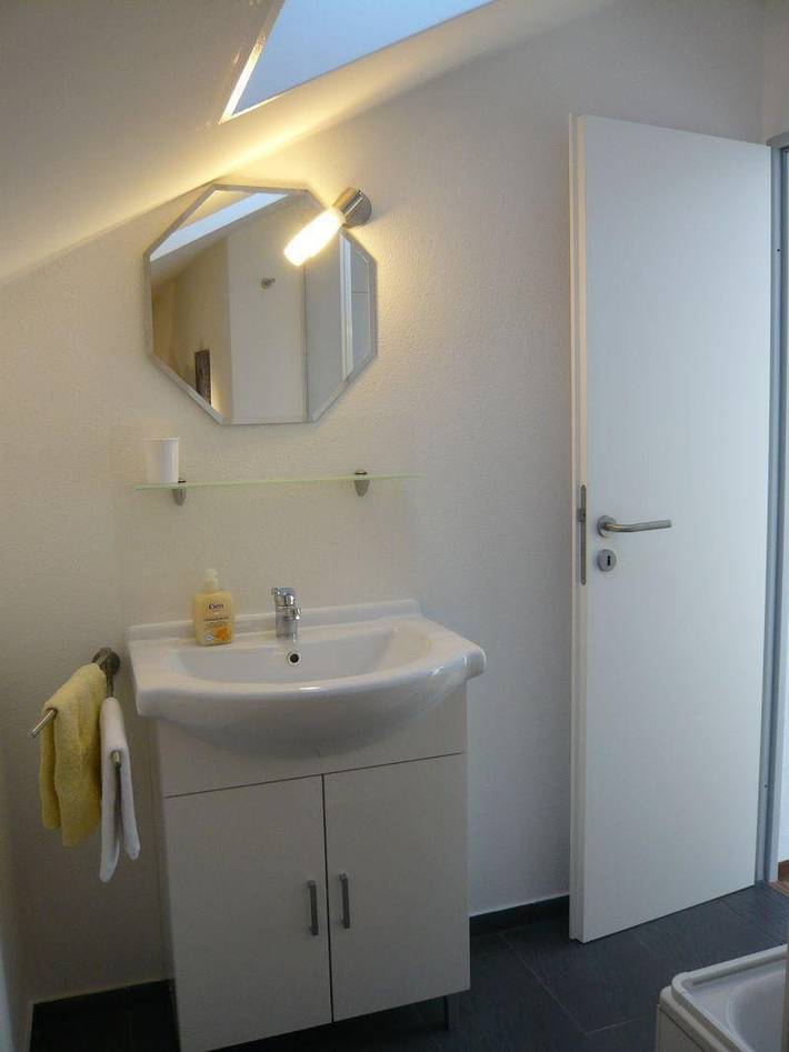 Ganze Ferienwohnung, Appartement/Fewo, Dusche, Wc, Balkon in Isny, Isny im Allgäu