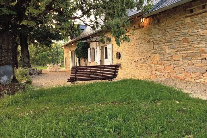Ferienhaus für 7 Personen, mit Garten und Terrasse sowie Whirlpool - 1