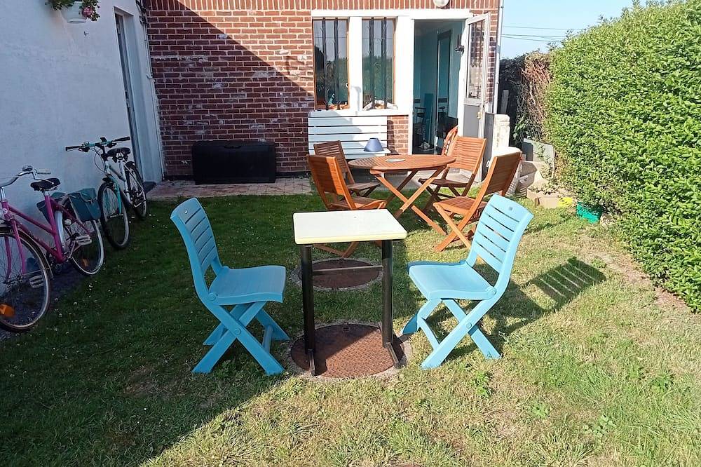 Entire apartment, Studio near the beach in Criel-sur-Mer, Dieppe region