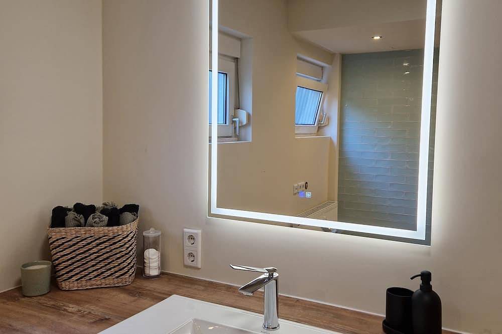 Ganze Wohnung, Charmante Wohnung, mit Sauna und Garten, Toplage! in Weinheim, Kurpfalz