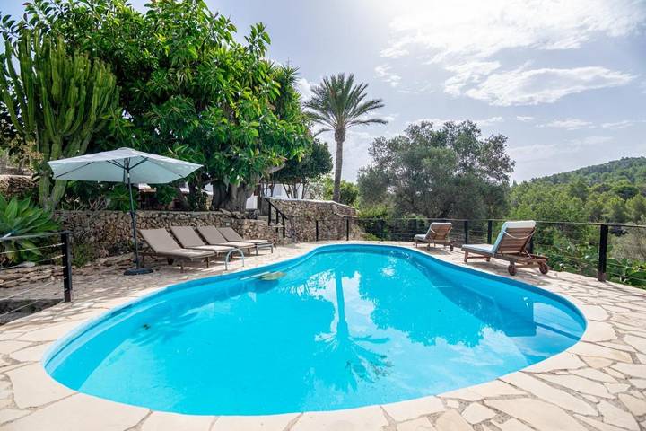 Casa rural para 8 personas, con Terraza y Jardín además de Piscina y Vistas en San Miguel de Balansat - 2