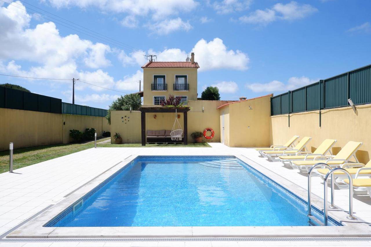 Chalé da Malvarosa in Atouguia da Baleia, Leiria distrito