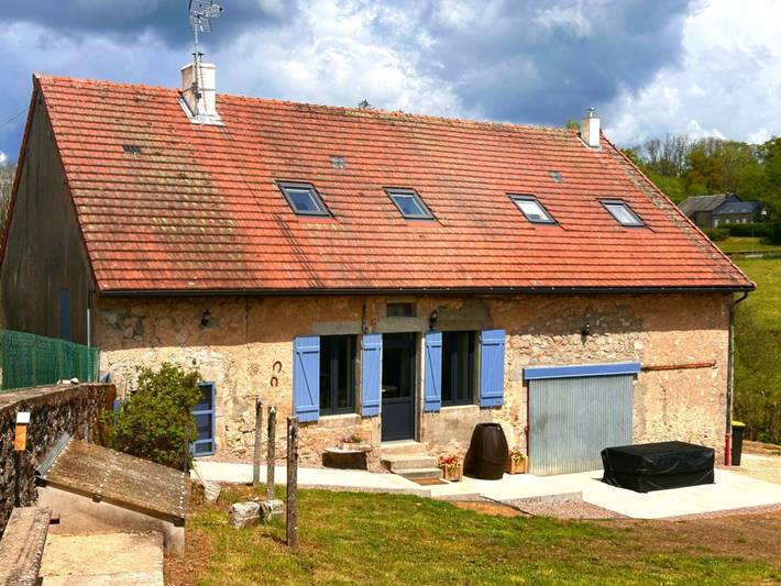Gîte pour 13 personnes, avec jardin et terrasse