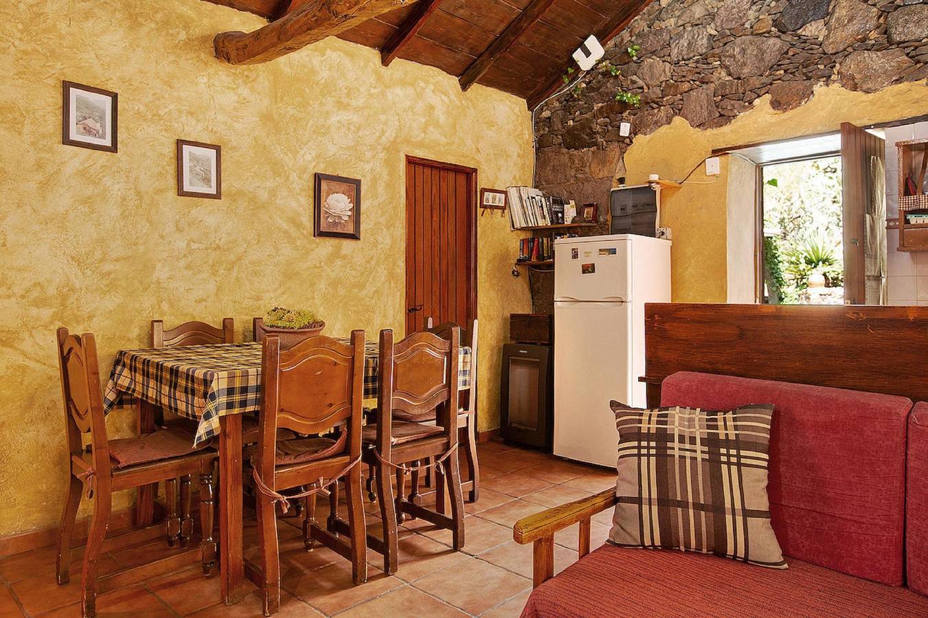 250 year old stone house in a stunning natural setting in Tejeda, North Gran Canaria