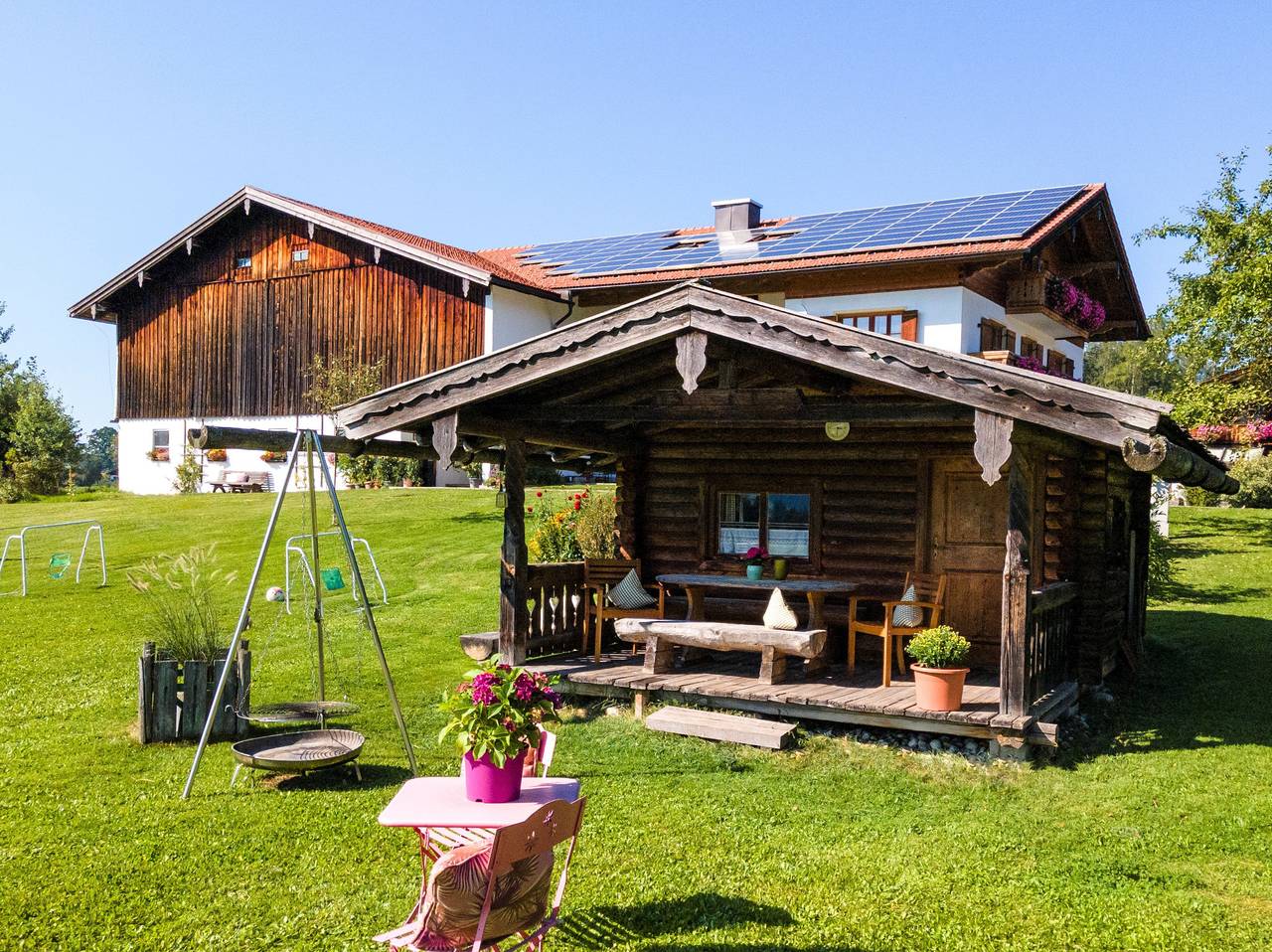 Sotterhof - Chiemgau Karte - Ferienwohnung Lavendel für 2 Personen mit Balkon, Wohnküche, Schlafzimmer, 45 qm in Inzell, Bayerische Alpen