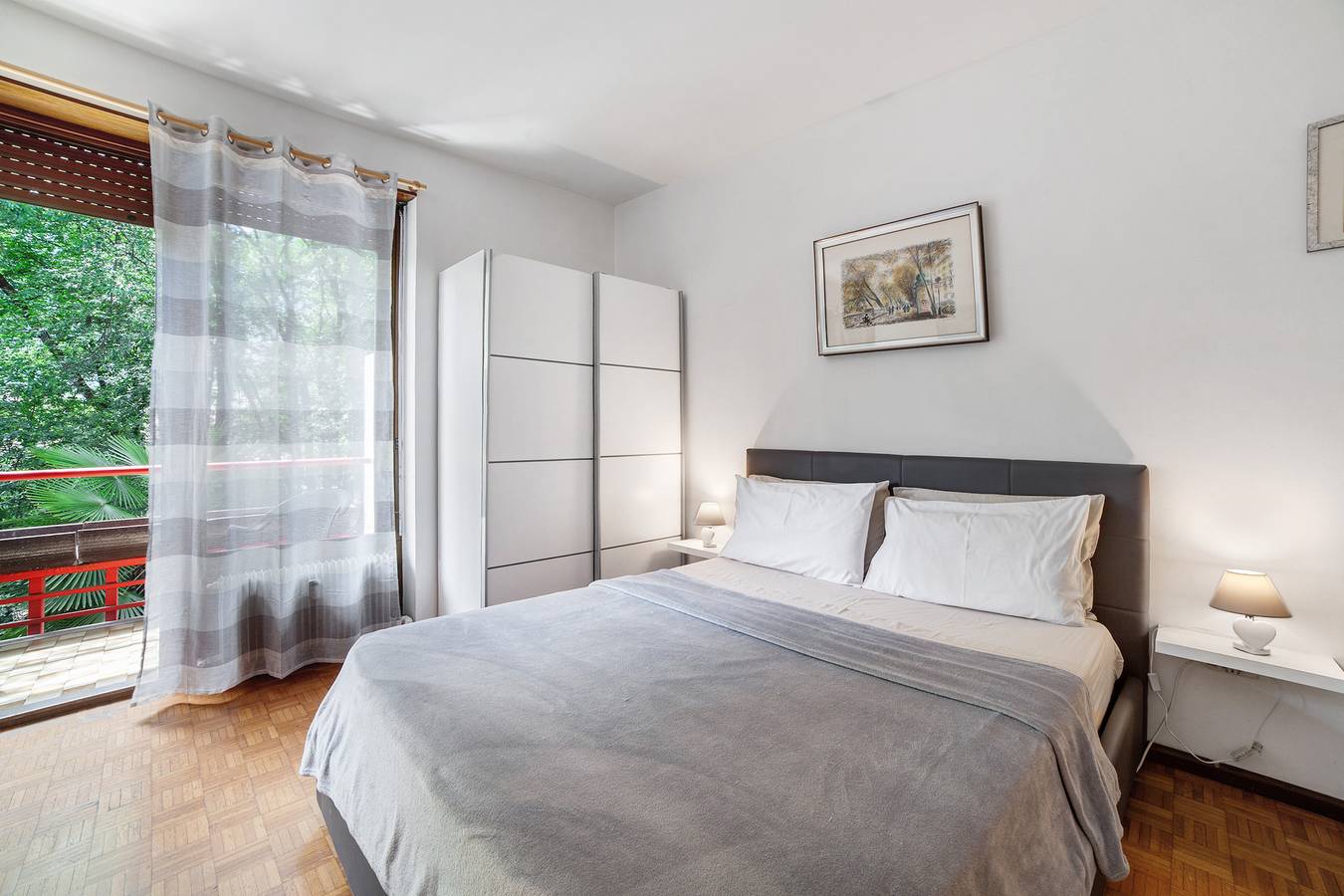 Gehele studio, Studio 'Una Rosa Blu' met uitzicht op de bergen, balkon en Wifi in Untermais, Meran