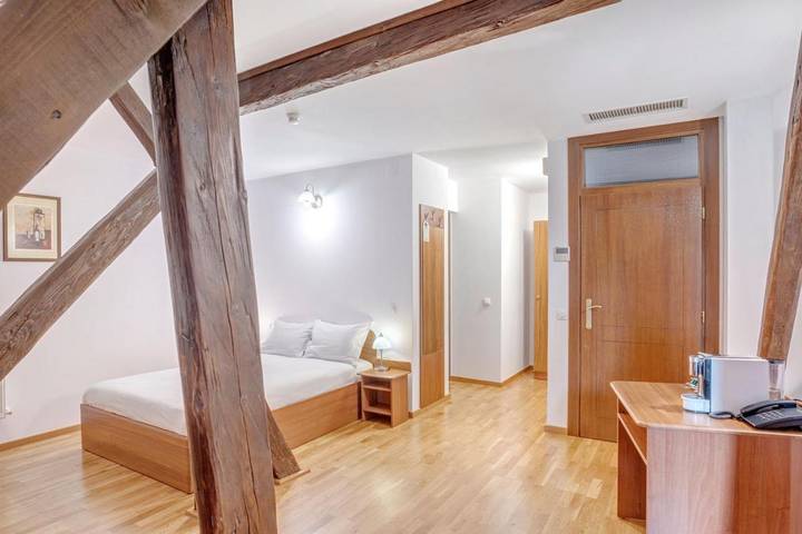Maison d’hôte pour 3 personnes, avec terrasse et vue à Sibiu - 3
