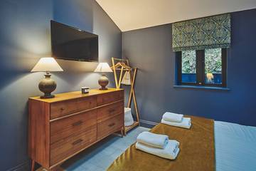 Glamping for 6 People in Swansea region, Photo 1