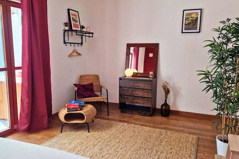 Gartenoase mit Pool - 800m bis zum Arrifana Strand - direkt am Fishermens Trail in Arrifana, Aljezur