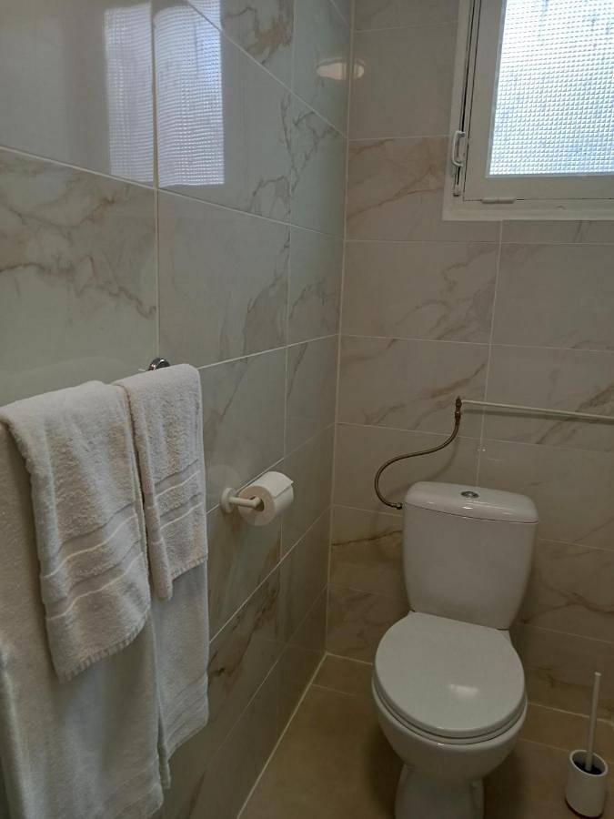 Hôtel pour 2 personnes, avec Terrasse et Jardin à Lugos - 2