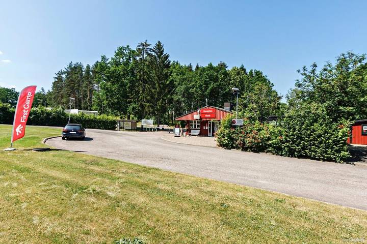 Camping für 5 Personen, mit Garten, mit Haustier in Schweden - 2