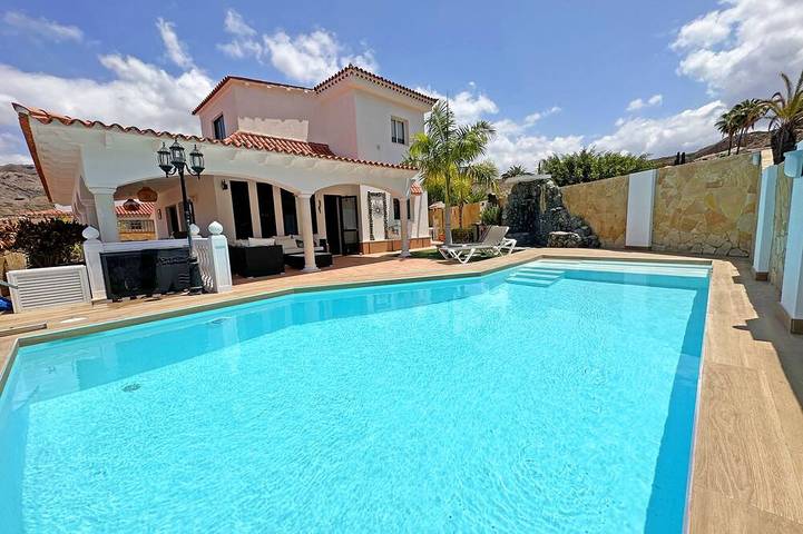 Villa voor 12 personen, met tuin en balkon in Pueblo de Tauro