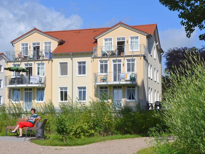 Ferienwohnung für 5 Personen, mit Terrasse und Garten in Bansin
