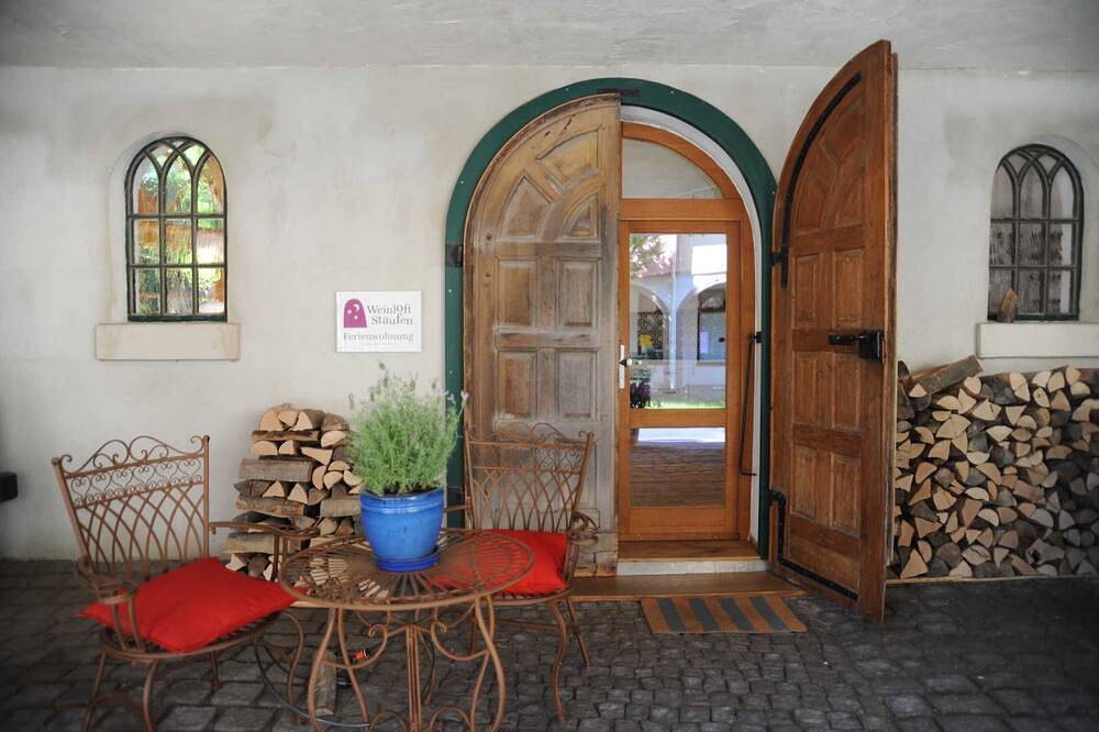 Ganze Wohnung, Weinloft Staufen - Ferienwohnung in Staufen im Breisgau, Südschwarzwald