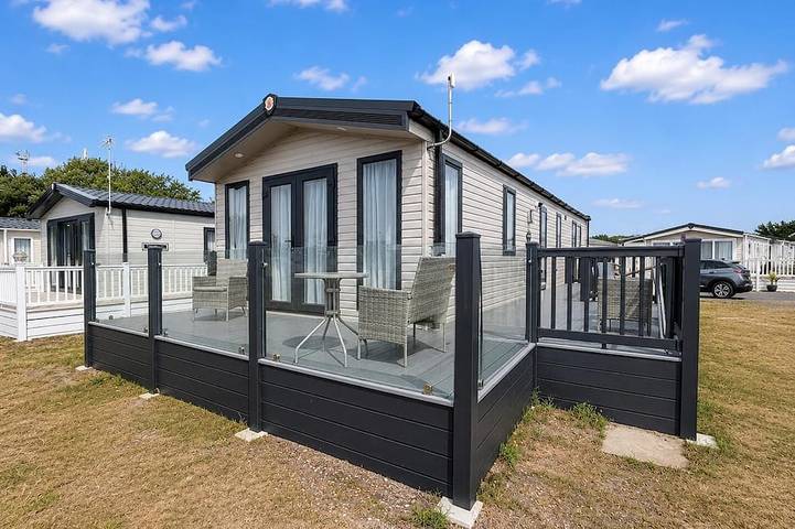 Static caravan for 6 people in Felixstowe