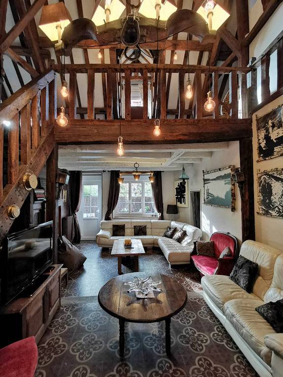 Gîte pour 15 personnes, avec piscine et jardin, animaux acceptés à Mont-près-Chambord - 4