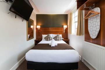 Hôtel pour 7 personnes, avec balcon dans Gare Victoria