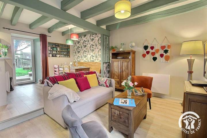 Gîte pour 4 personnes, avec sauna et jacuzzi ainsi que jardin et terrasse à Le Cambout