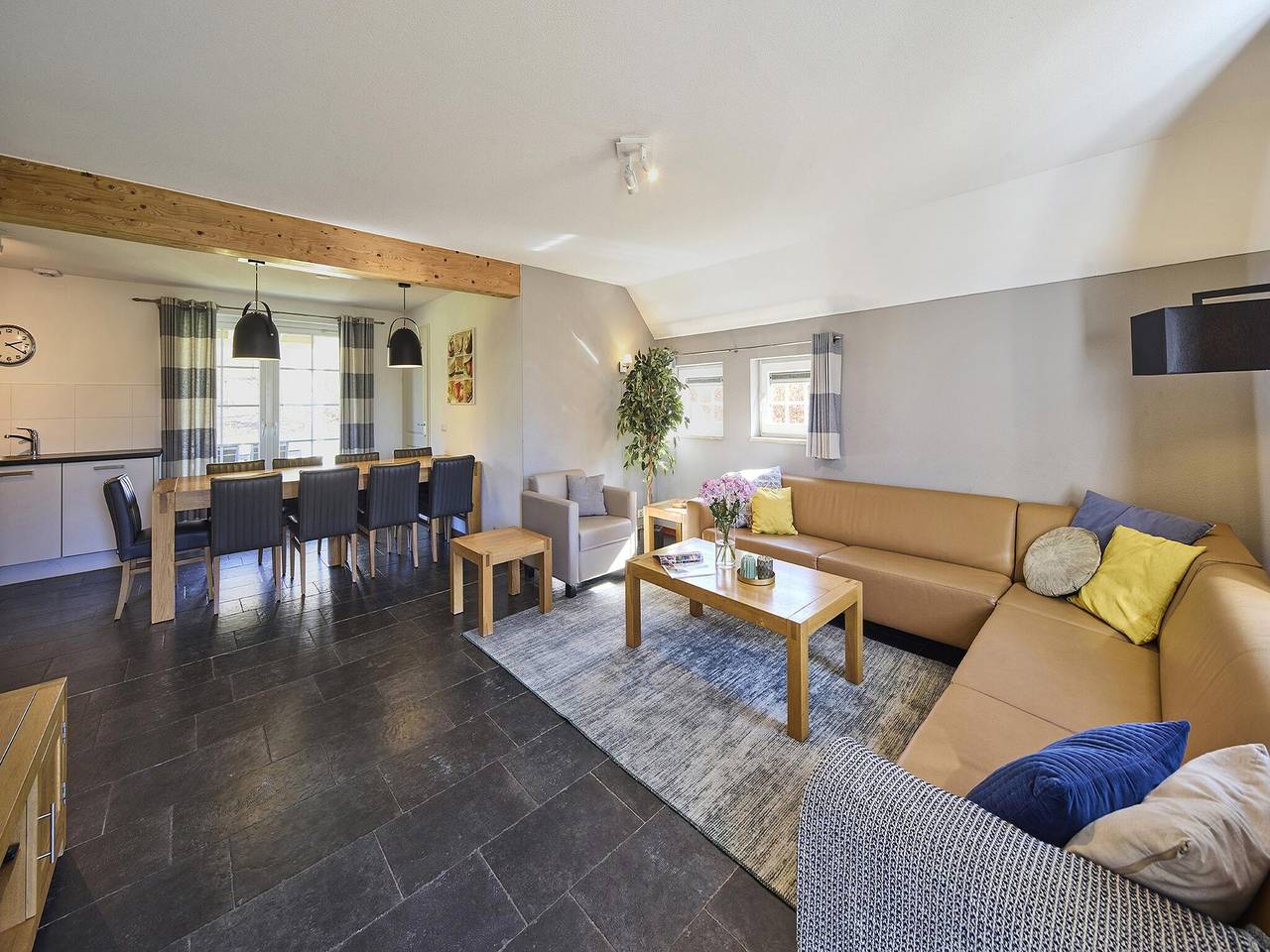 Boerderij in Limburg bij Subtropisch Zwembad in Limburg