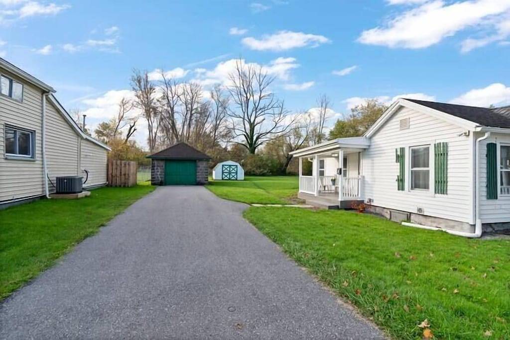 Tiny House Jewel in Brockport! in Ontariosee