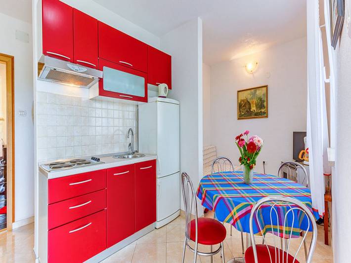 Apartament wakacyjny dla 2 osób, z widok na ocean w Postira