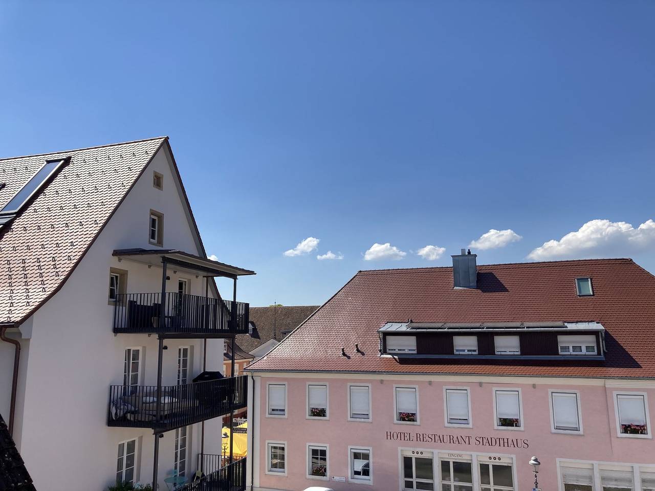 Ganze Wohnung, Apartment 'Mit 75qm' mit Balkon und Wlan in Müllheim, Südschwarzwald