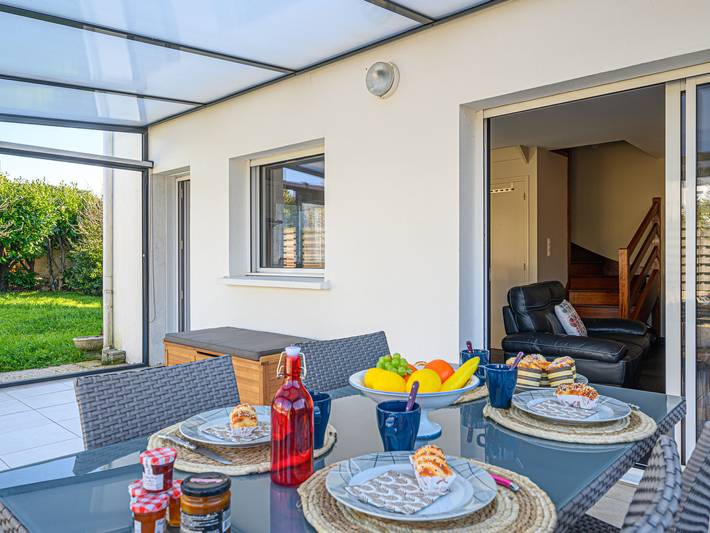Location de vacances pour 4 personnes, avec Terrasse et Jardin dans Kerhostin