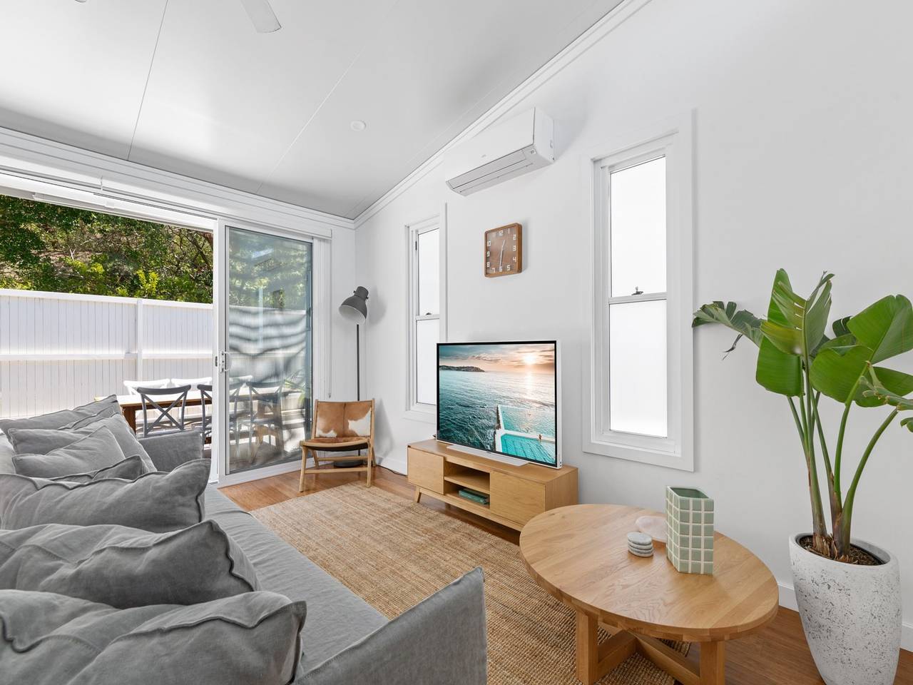 Entire apartment, Relaxing 2-Bed Home Close to Beaches and Parks in Sydney, New South Wales