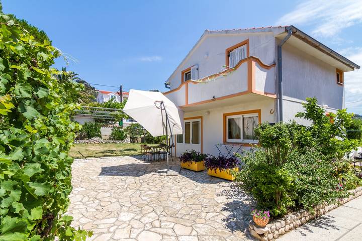 Ferienwohnung für 4 Personen, mit Balkon/Terrasse in Barbat na Rabu