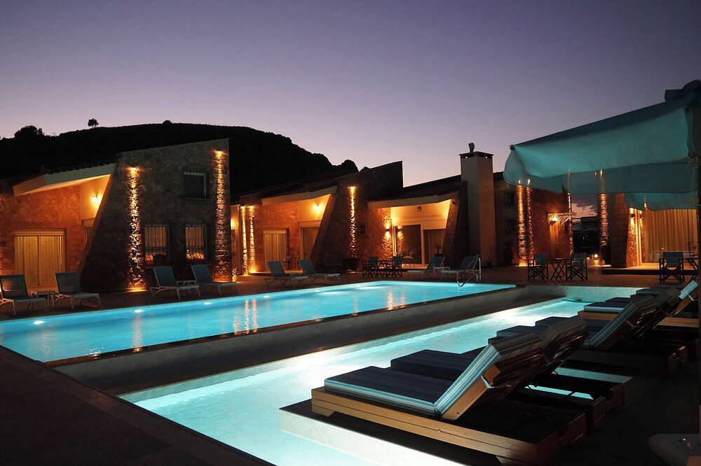 Modern And Luxury Suites For Relax Or Escape To Magical Nafplio in Aria, Nafplio