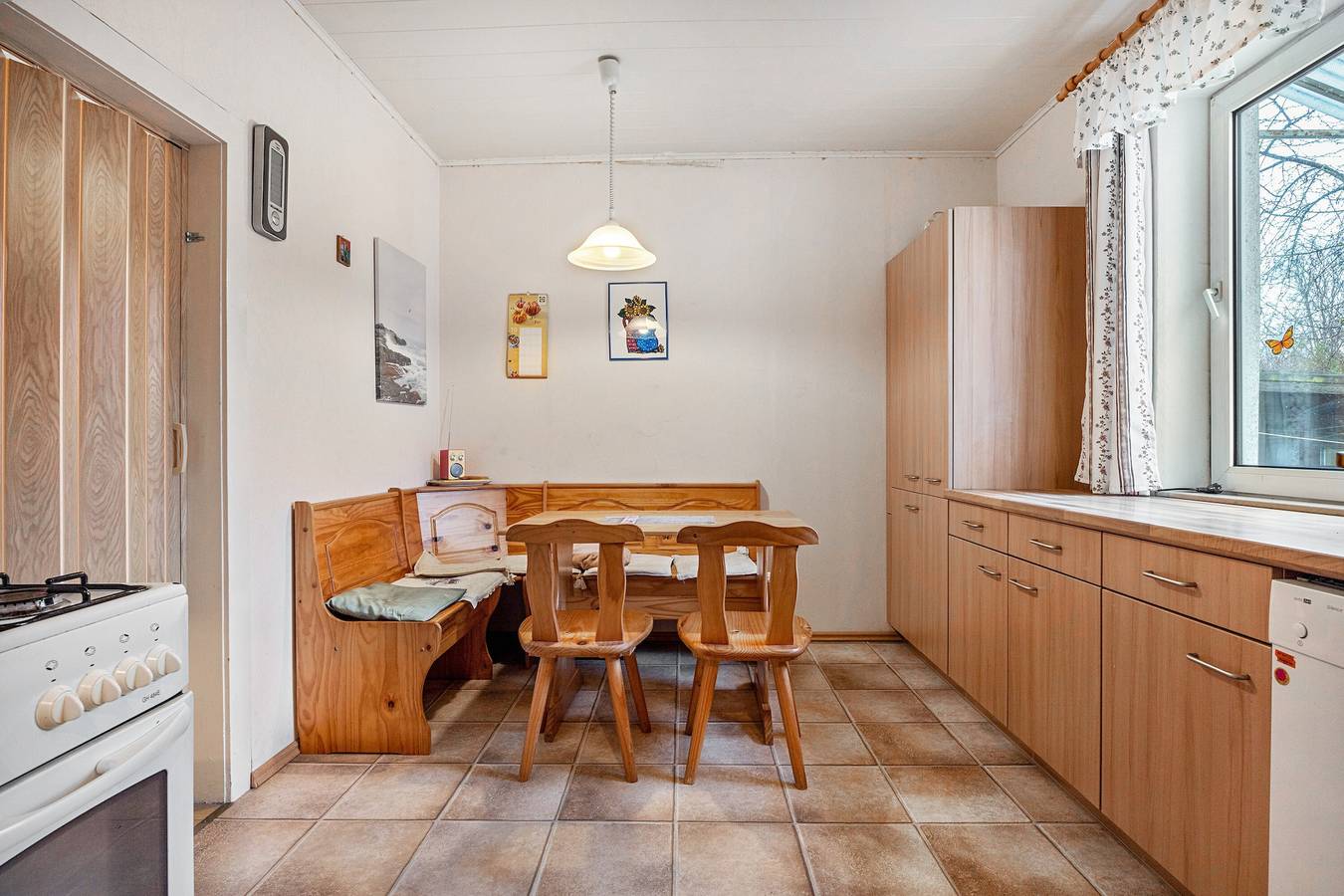 Entire apartment, Apartment 'Messe Hannover' with Shared Terrace, Shared Garden and Wi-Fi in Döhren-Wülfel, Hannover