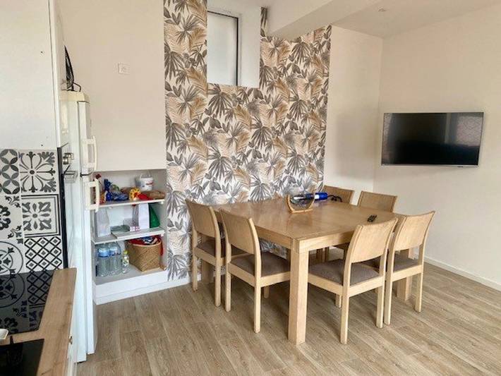Appartement entier, F3 Moderne avec Climatisation et WiFi Proche des Thermes in Amélie-les-Bains-Palalda, Région de Céret