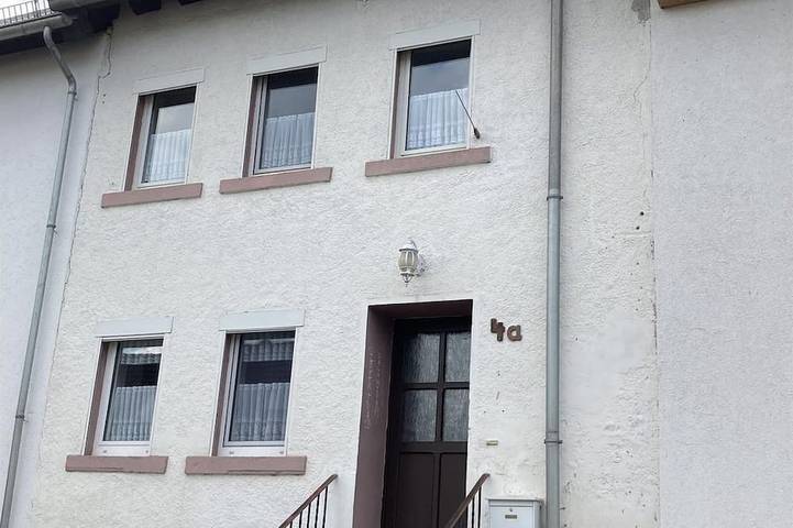 Location de vacances pour 7 personnes, avec jardin