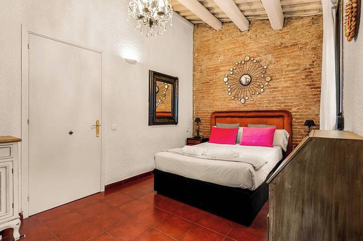 Entire apartment, Gràcia Loft + Terrace Bbq • Ac & Fiber Wi-Fi in Barcelona Centre, Barcelona