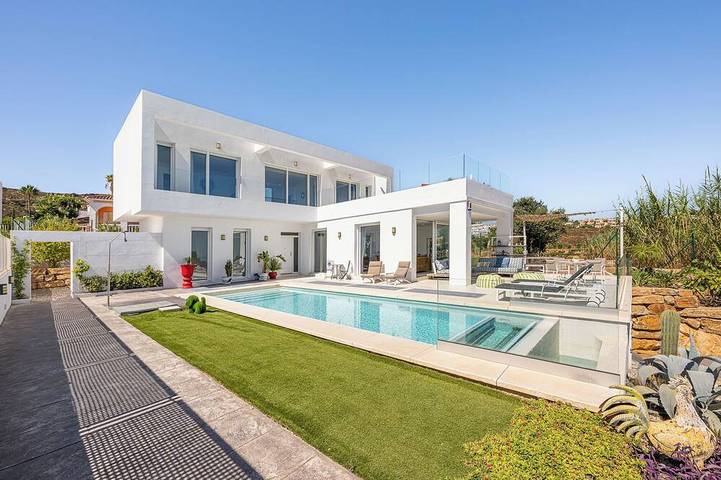 Casa rural para 8 personas, con jardín y balcón en San Roque