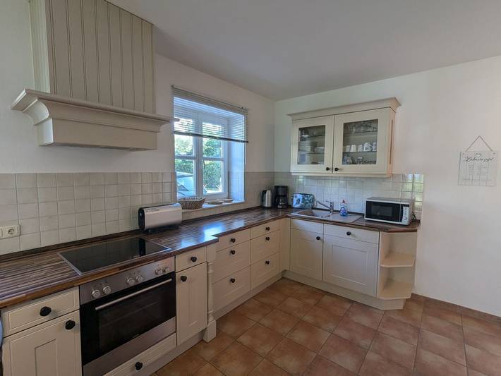 Ferienhaus für 6 Personen, mit Terrasse und Garten in Born a. Darß - 3