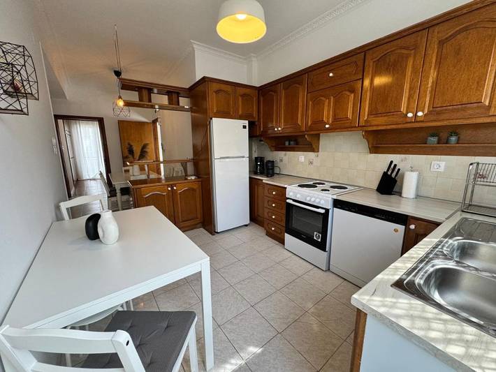 Gîte pour 9 personnes, avec terrasse et vue, animaux acceptés dans Samos (Grèce) - 3