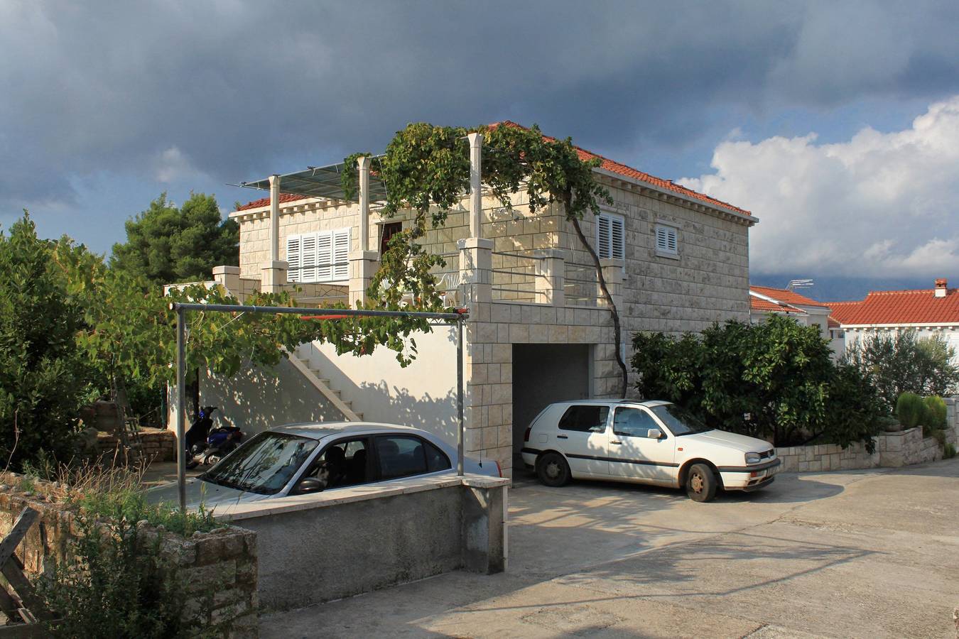 Ganze Wohnung, 4-Zimmer-Ferienwohnung mit Terrasse und Meerblick Lumbarda, Korcula A-9295-a in Lumbarda, Korcula